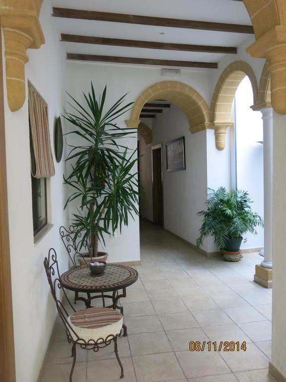 Hostal Fenix Jerez de la Frontera Exterior photo